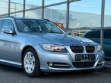 BMW 3er Touring 320i Navi Xenon PDC - BMW aus 2012: 3er