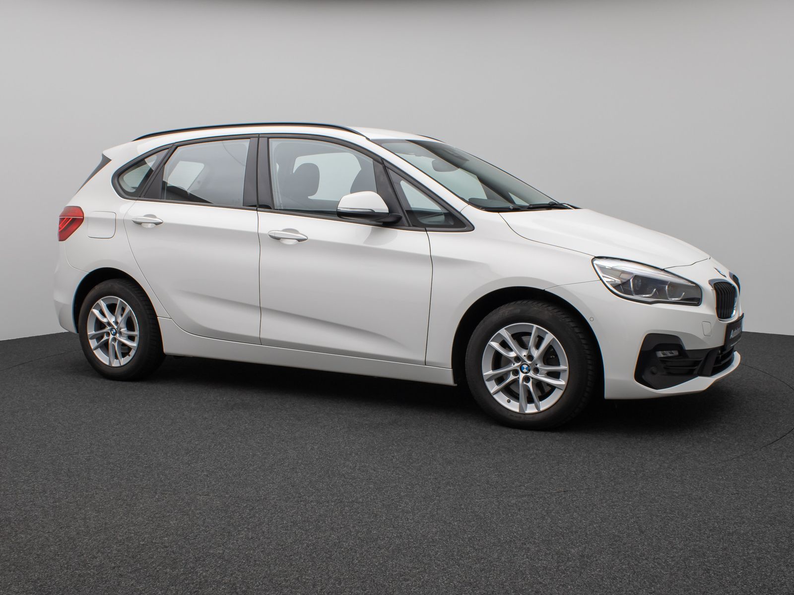 Fahrzeugabbildung BMW 218d Kamera Navi HiFi AHK LED Geschwindigkeitsre