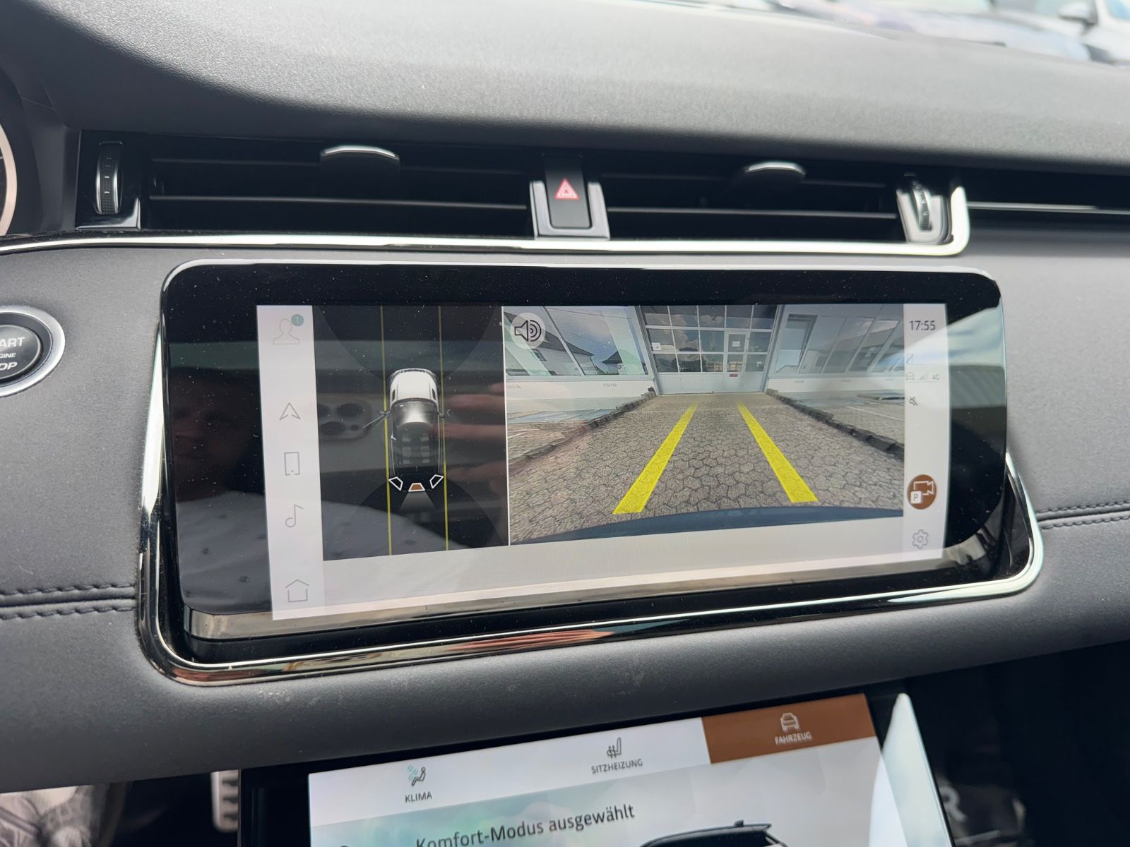 Fahrzeugabbildung Land Rover Range Rover Evoque R-Dynamic SE/Leder/PANO/LED
