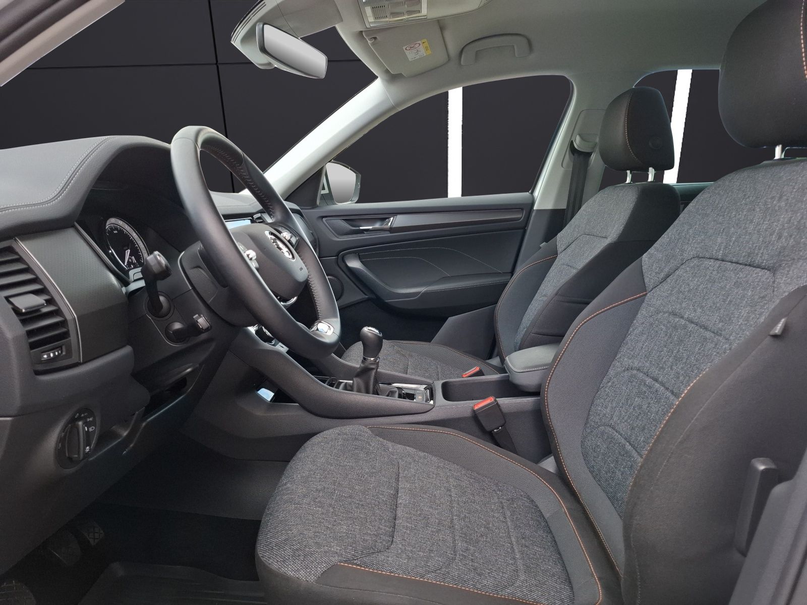 Fahrzeugabbildung SKODA Kodiaq TSI Clever Matrix AHK Navi ACC RFK SH 19"