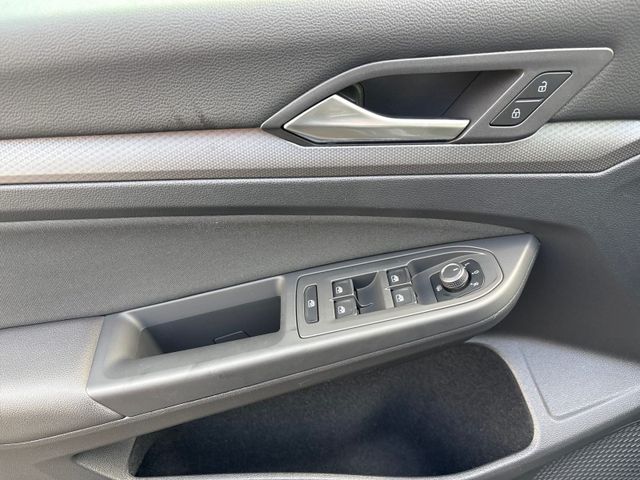 Golf VIII 2.0 TDI DSG ACTIVE IQ.LIGHT+AHK+ACC+HU