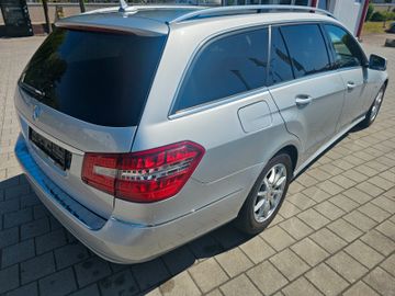 Mercedes E 250 - 8
