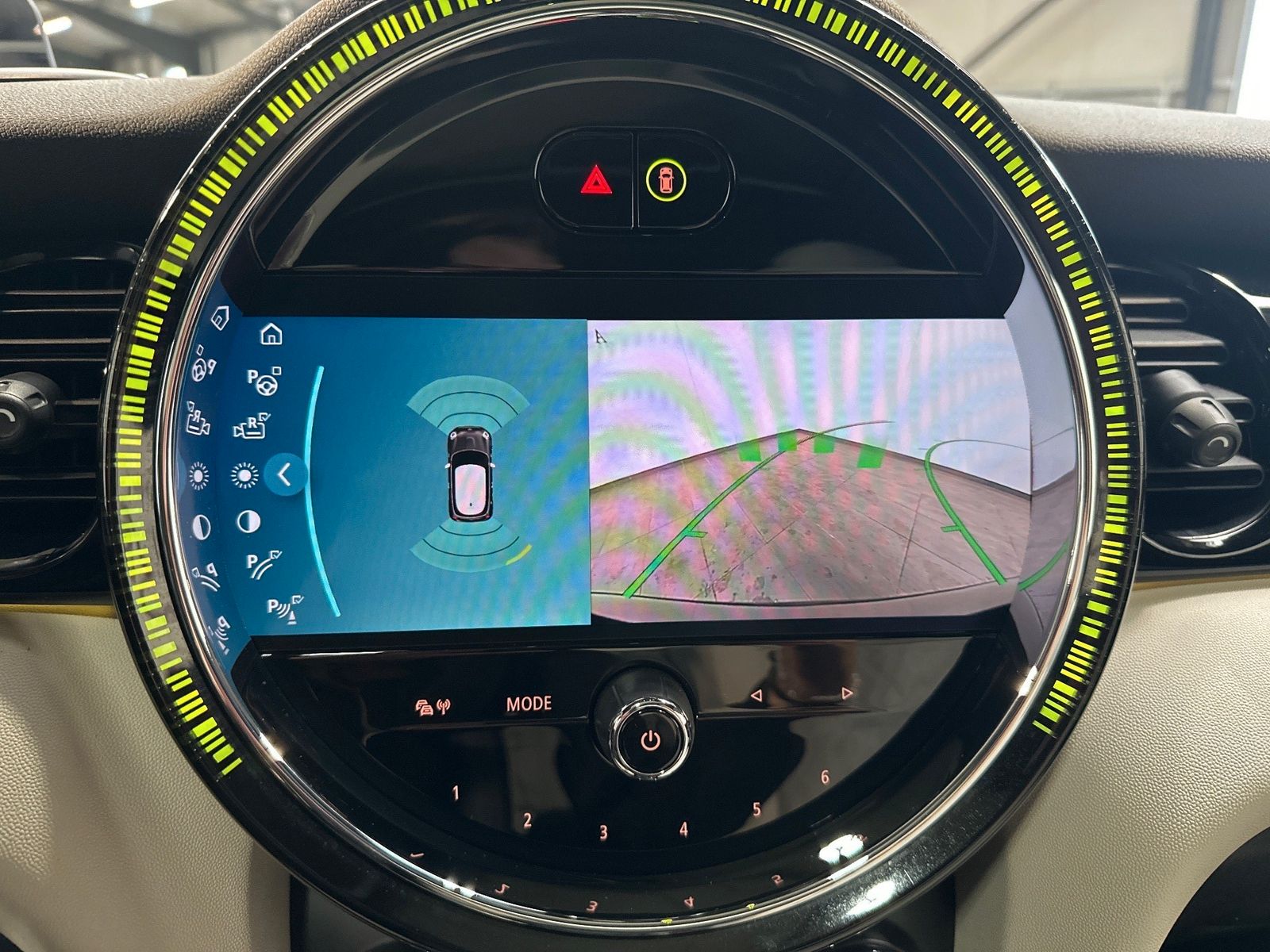 Fahrzeugabbildung MINI John Cooper Works Sport-Aut. NAV+LED+PANO+HUD