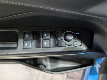 Ford Puma Titanium Automatik NEUES MODELL