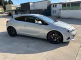 Opel Astra 2.0 Turbo 206kW S/S OPC OPC - Opel Astra: Limousine