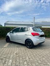 Kia Venga 1.4 CRDi Spirit Spirit - Kia Venga Spirit mit Diesel-Antrieb