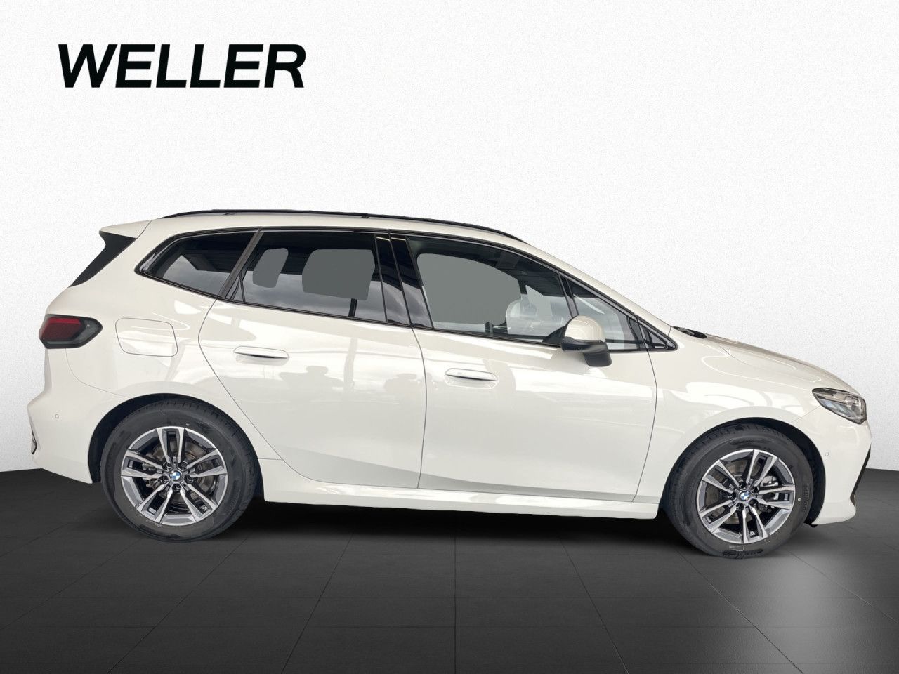 BMW 223 Active Tourer - Bild 11