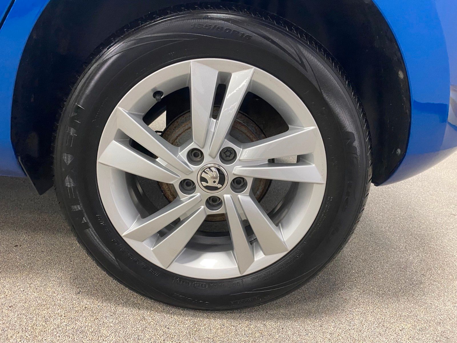 Fahrzeugabbildung SKODA Fabia 1.0l TSI Ambition+KAMERA+AndroidAuto+ALU++