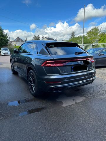 Audi AUDI Q8 STRONIC 5.0 Quatrro