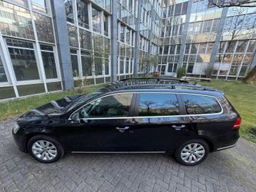 Volkswagen Passat Variant - 8