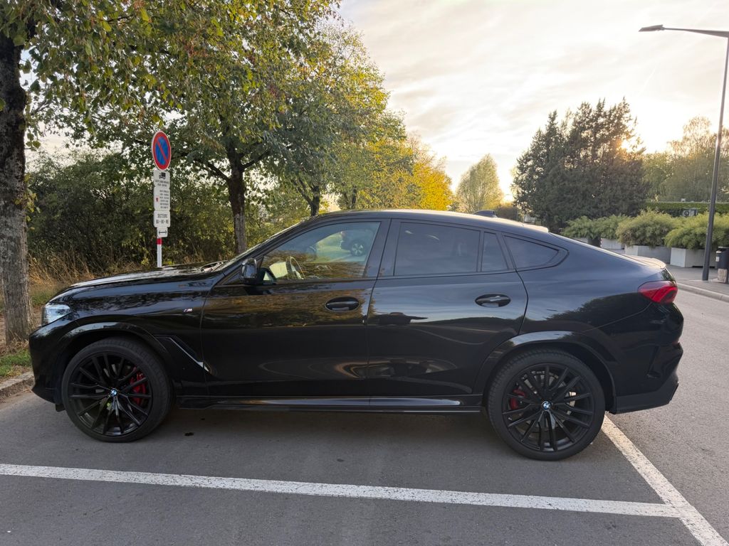 Image of BMW X6
