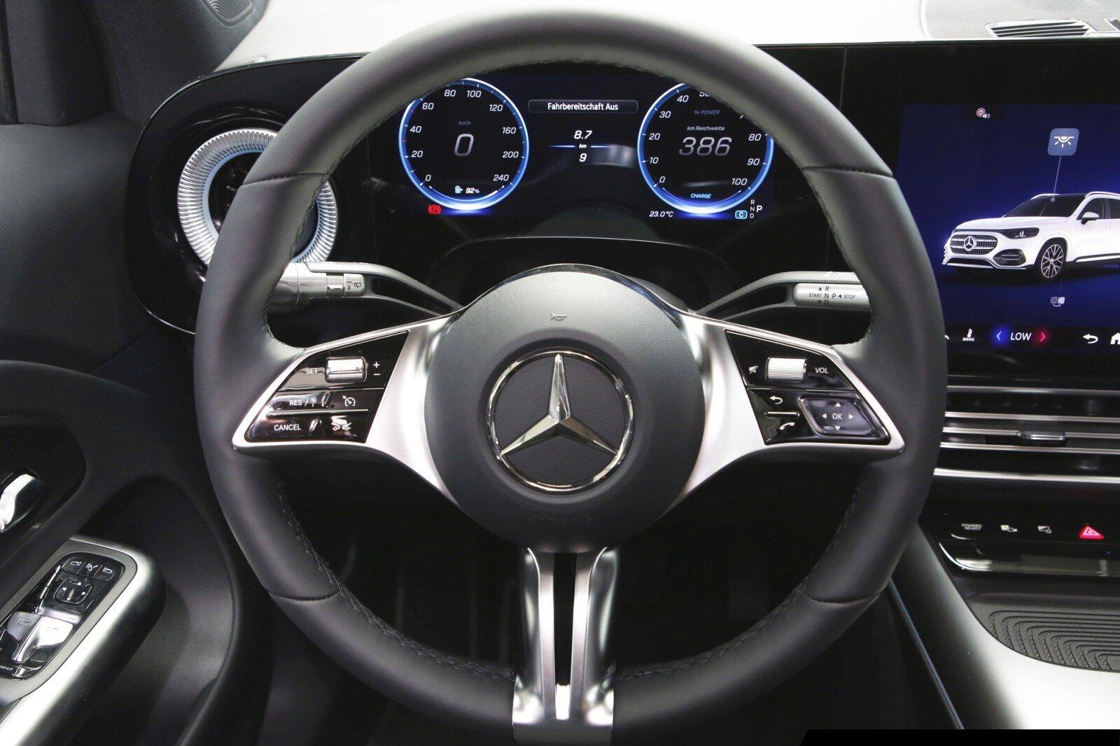 Mercedes-Benz GLB 200 EQ Progressive/360°/Pano/Night/Memory