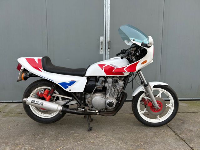 Suzuki GS 750