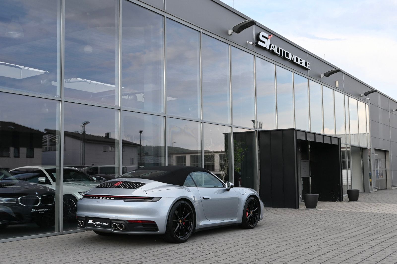 Fahrzeugabbildung Porsche 992 911 Carrera 4S Cabrio °BOSE°DAB°PASM°14-WEGE