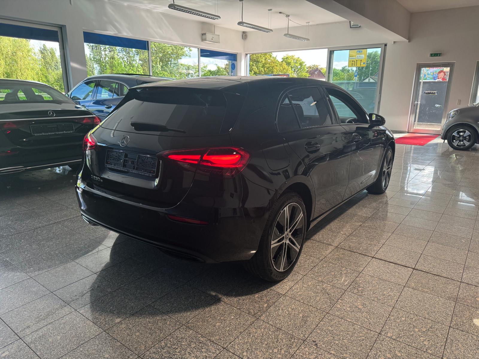 Mercedes-Benz A 250 e DCT*Progressive | NIGHT | LrHz | Kamera