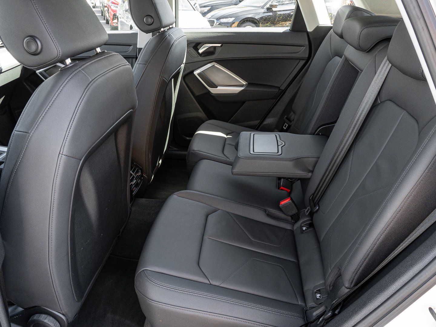 Audi Q3 SUV advanced 40 TFSI quattro S tronic Pano Vi foto 16