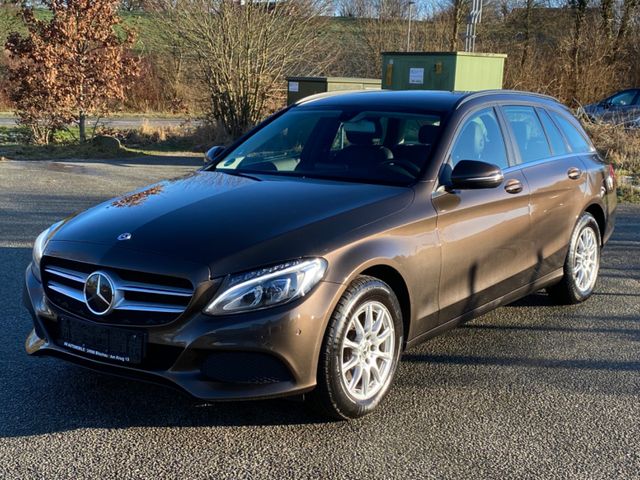 Mercedes-Benz C 220  CDI  AUTOMATIK LEDER TÜV NEU AHK