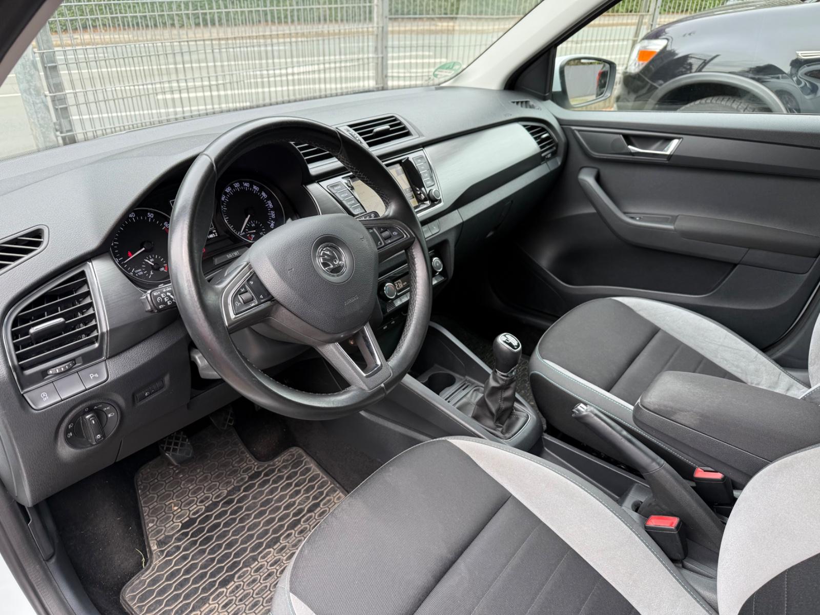 Skoda Fabia 1.2 Combi Joy Klima Navi 2xPDC Alu Tüv NEU