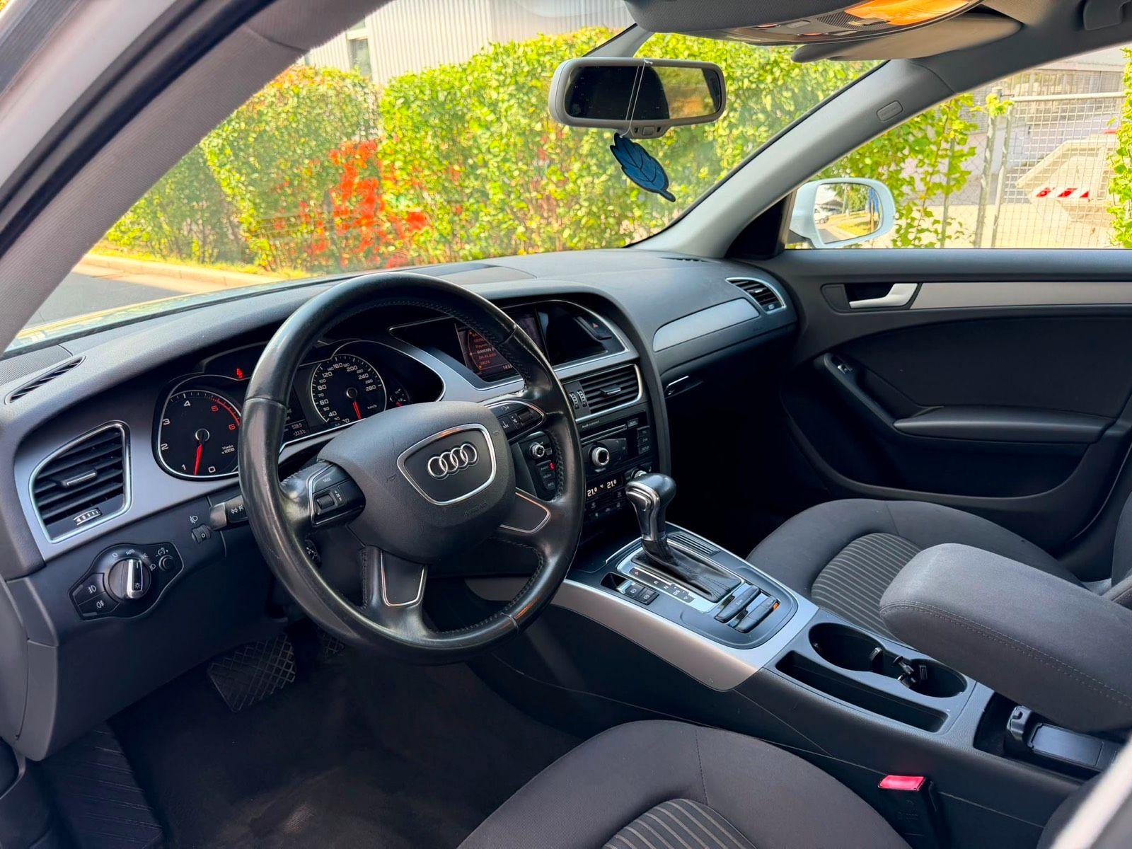 Skoda Octavia 2012 — photo 12