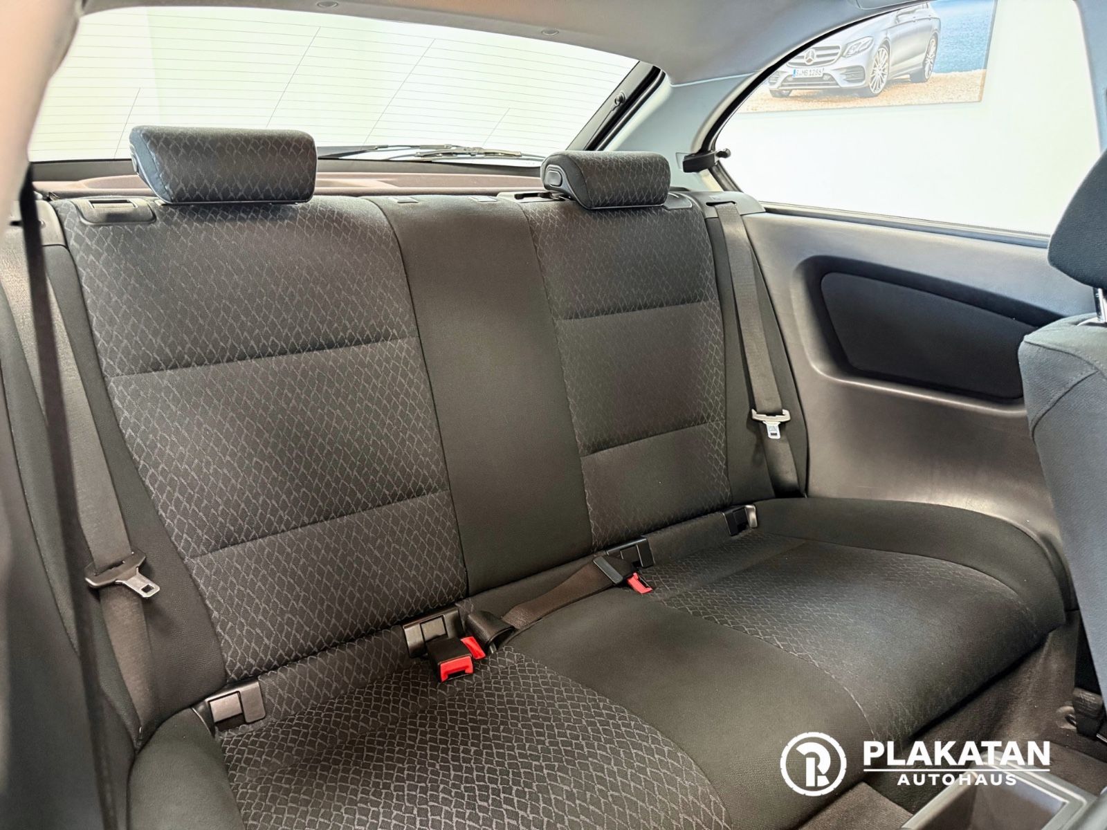 Fahrzeugabbildung BMW 316ti Compact