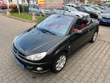 Peugeot 206 CC Cabrio Tendance 110 KLIMAAUTOMATIK*1.HAND - Peugeot 206 in Frankfurt (Main)