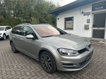 Volkswagen Golf - 4