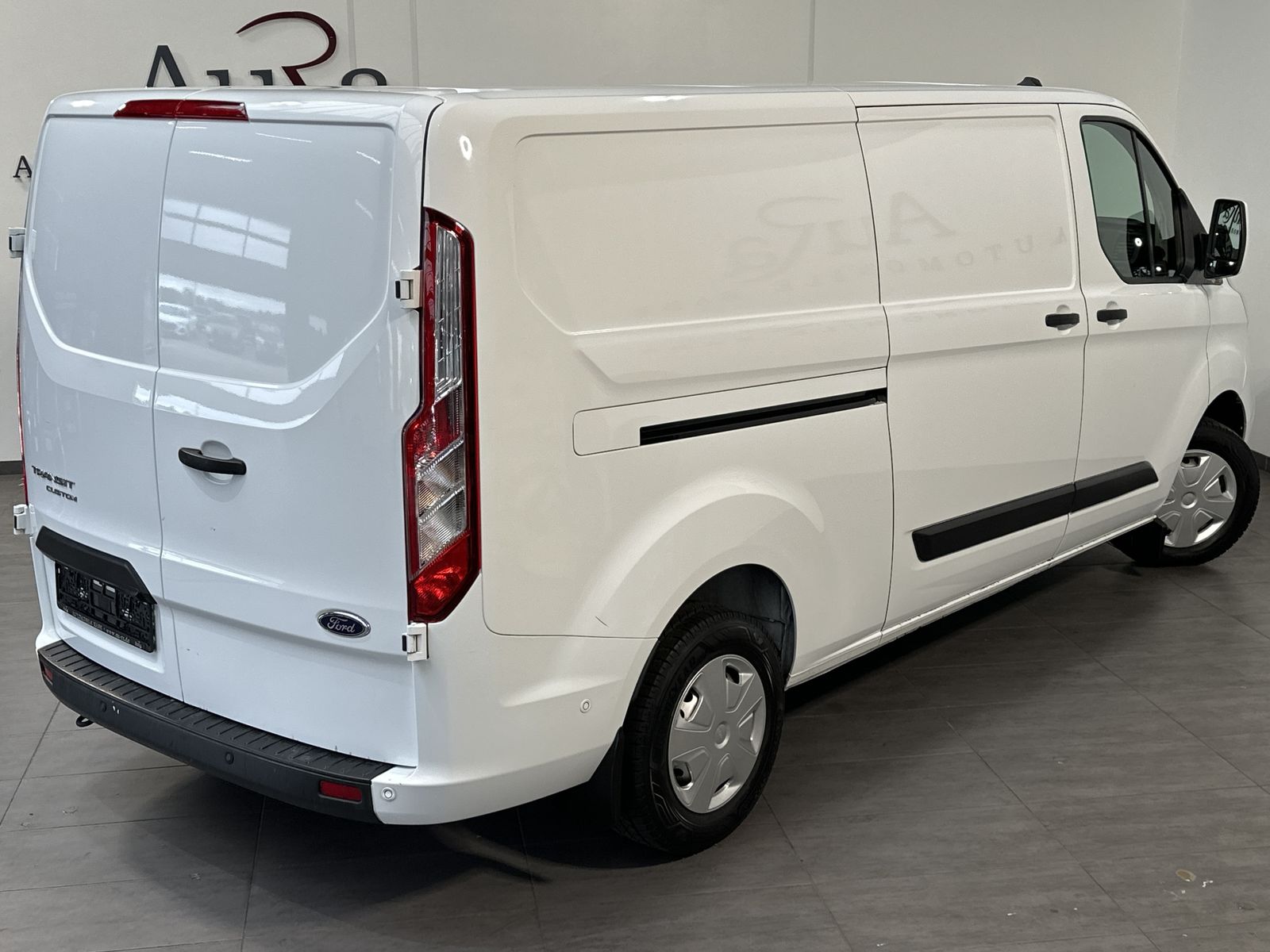Fahrzeugabbildung Ford Transit Custom 300 L2H1 KAMERA+PP+BLUETOOTH+1HD