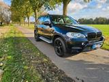 BMW X5 xDrive 30d LCI M/AHK/PANO/INDIVIDUAL/PROF/PDC - BMW X5 aus 2011 mit Diesel-Antrieb