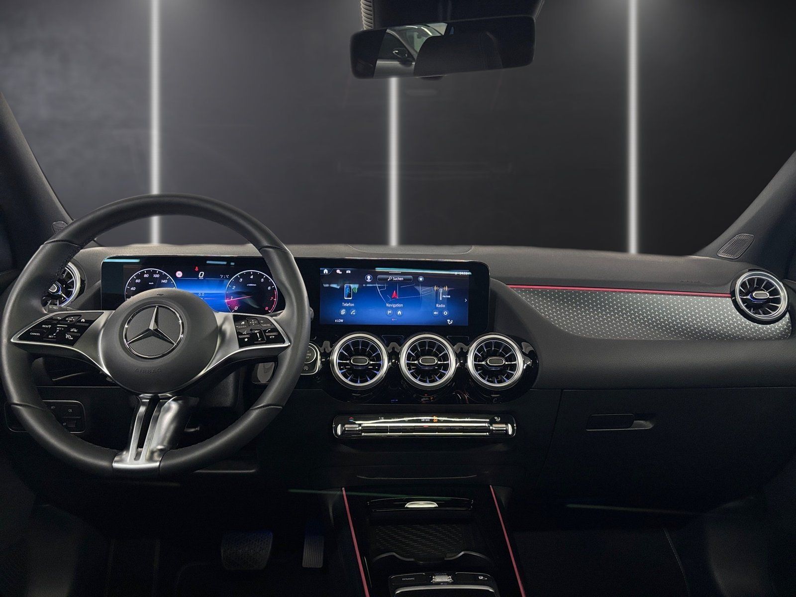 Fahrzeugabbildung Mercedes-Benz GLA 180 Progressive*Pano*360*Totwinke*MultiBeam*