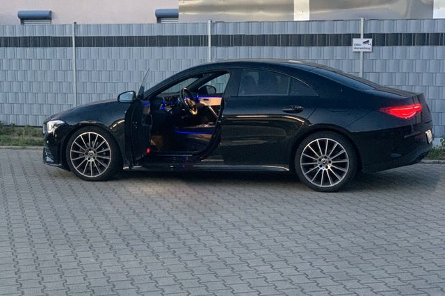 MERCEDES-BENZ CLA 180 - AMG Line Paket, Automatik, tieferlegun