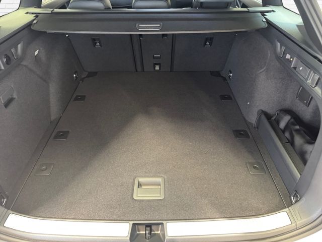 Fahrzeugabbildung Volkswagen Passat R-Line 2,0 l TDI SCR 110 kW (150 PS) 7-Ga