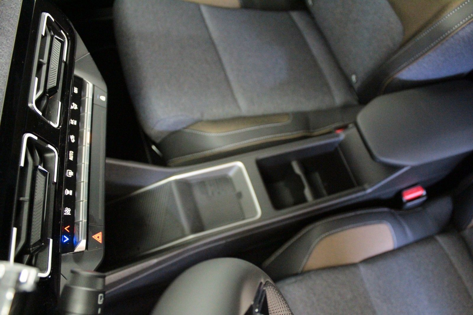 Fahrzeugabbildung Renault R 5  E-Tech Techno 120 Urban Range *Winterpaket*