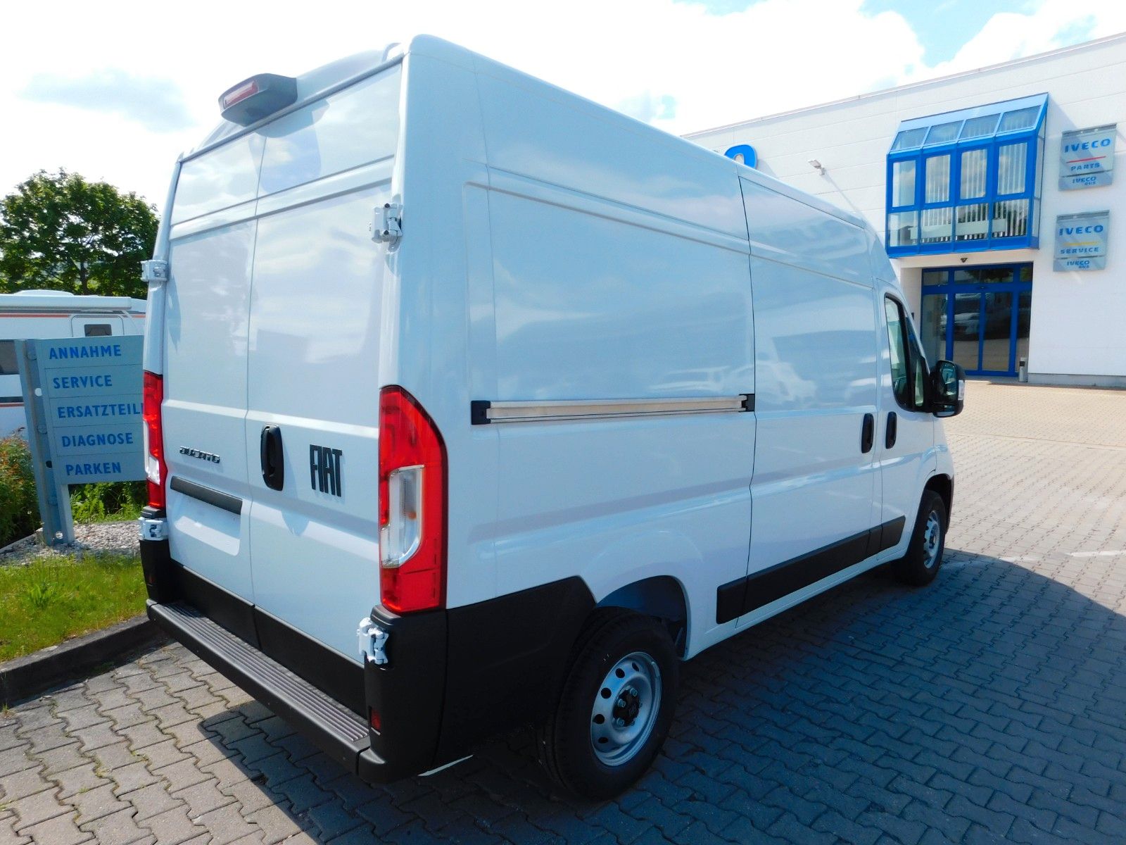 Fahrzeugabbildung Fiat Ducato Kasten 33 L2H2