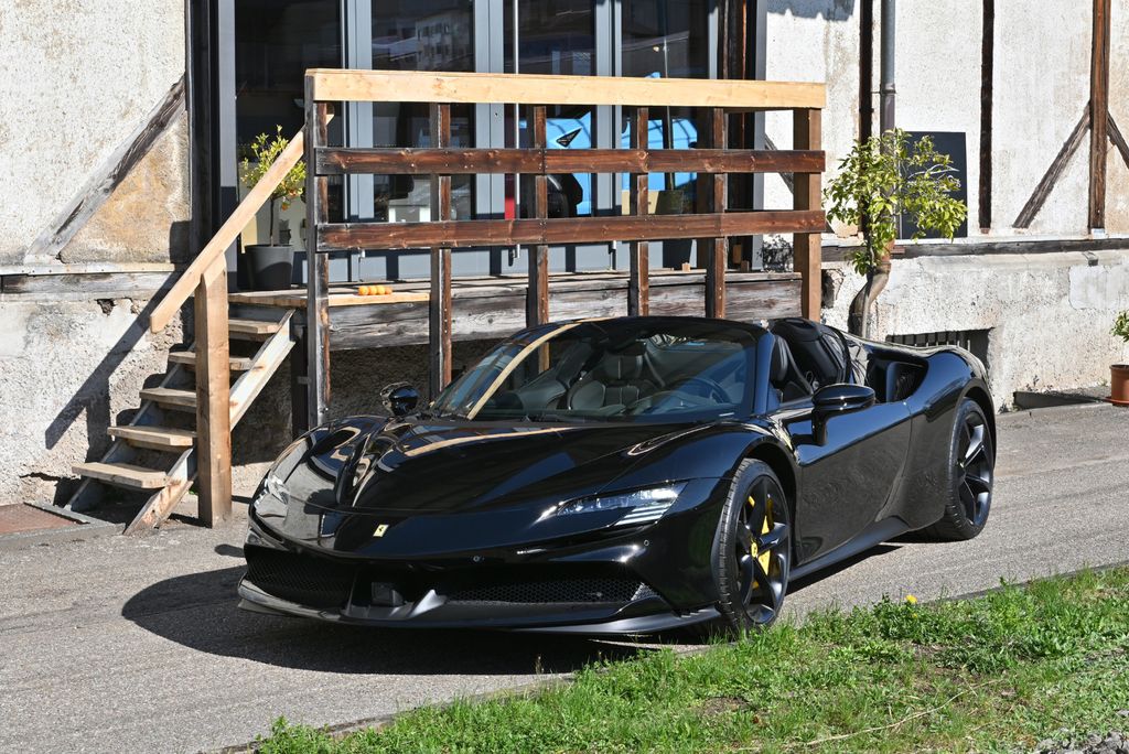 Image of Ferrari SF90