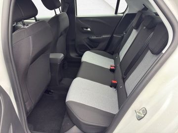 Fotografie des Opel Corsa F Kamera LED Sitz-/Lenkradheizung PDC