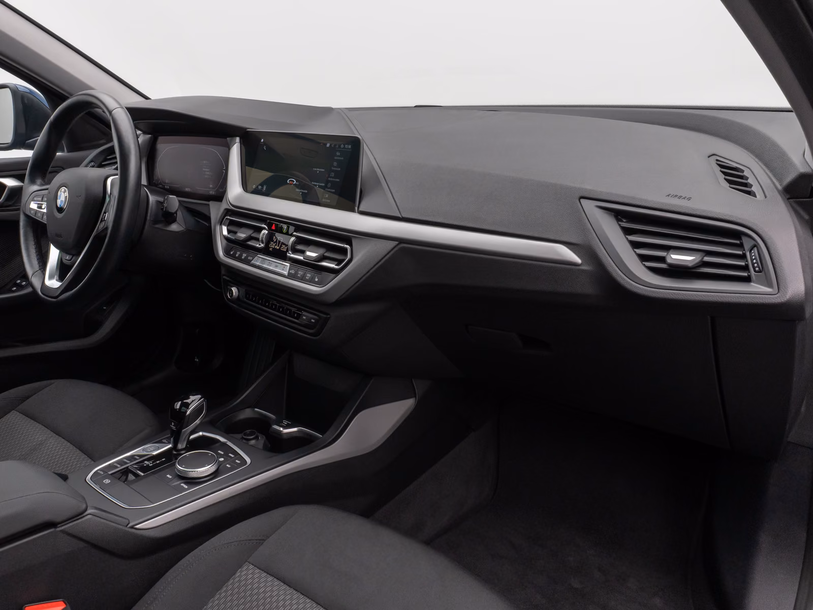 BMW 118 i Panorama DAB CockPitPro Lenkrhzg PDC LED, миниатюра 23