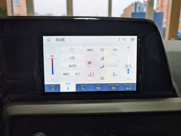 Ford Tourneo Courier Trend Tempomat  Digitaler Tacho