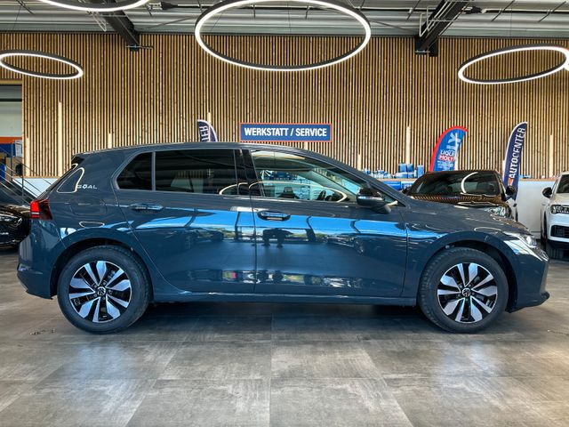 MYAUTOCENTER – Gebraucht- und Jahreswagen mit Werkstattservice in Pfaffenhofen Volkswagen Golf VIII *Keyless*Totwinkel*ACC*PDC*LED*VOLL
