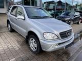Mercedes-Benz ML 270 CDI mit AHK, Teilleder - gebrauchte Mercedes-Benz ML 270 aus dem Jahr 2004