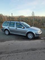 Volkswagen Golf 2.0 Auto Comfortline Variant - Volkswagen Golf aus 2003: Variant