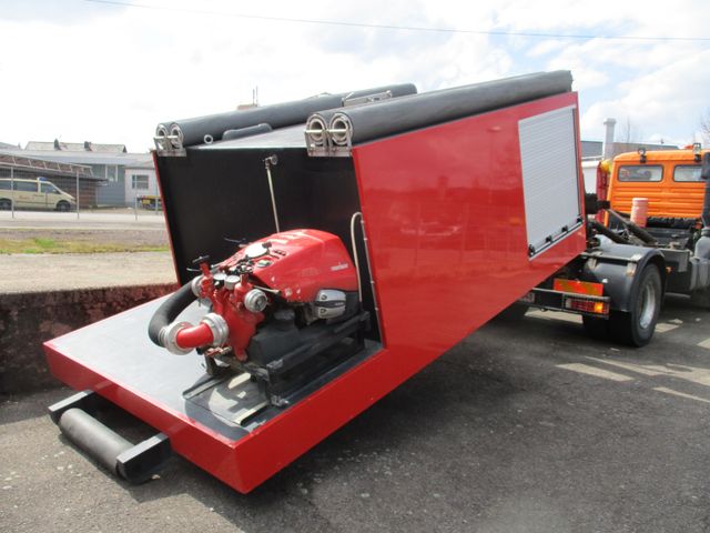 MAN Abrollkipper Feuerwehr 6.000 L Wassertank