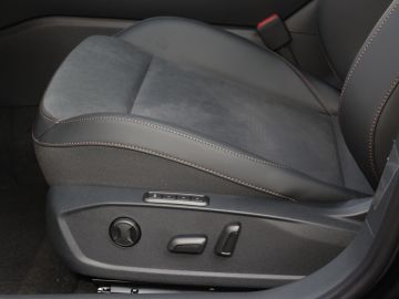 Cupra Formentor VZ 2.0 TSI 4Drive DSG AHK Sennheiser M
