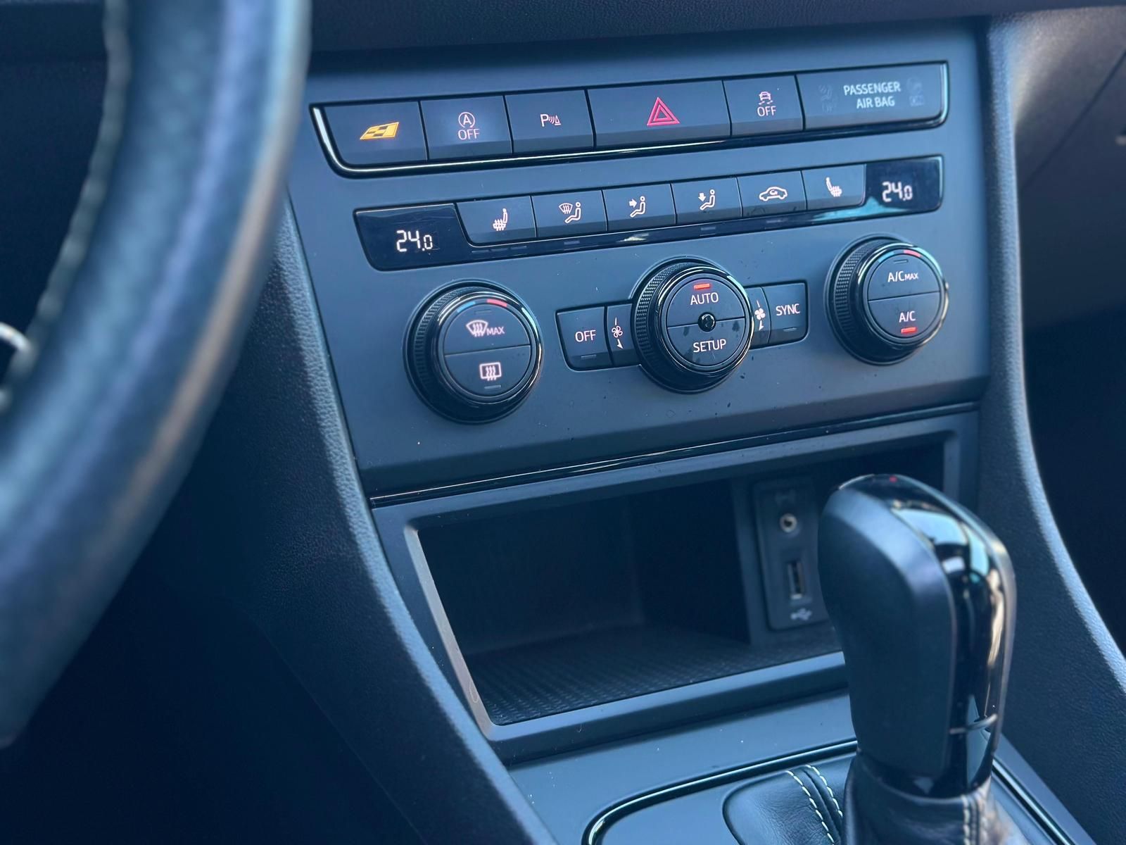 SEAT Leon 2.0TSI Cupra 280* LED#SHZ#TEMPO#SPUR#PANO - Image 13