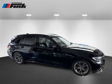 BMW 320i A