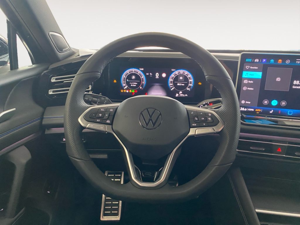 Fahrzeugabbildung Volkswagen Tiguan 1.5 eTSI DSG R-Line* 3 J. Anschlussgarant
