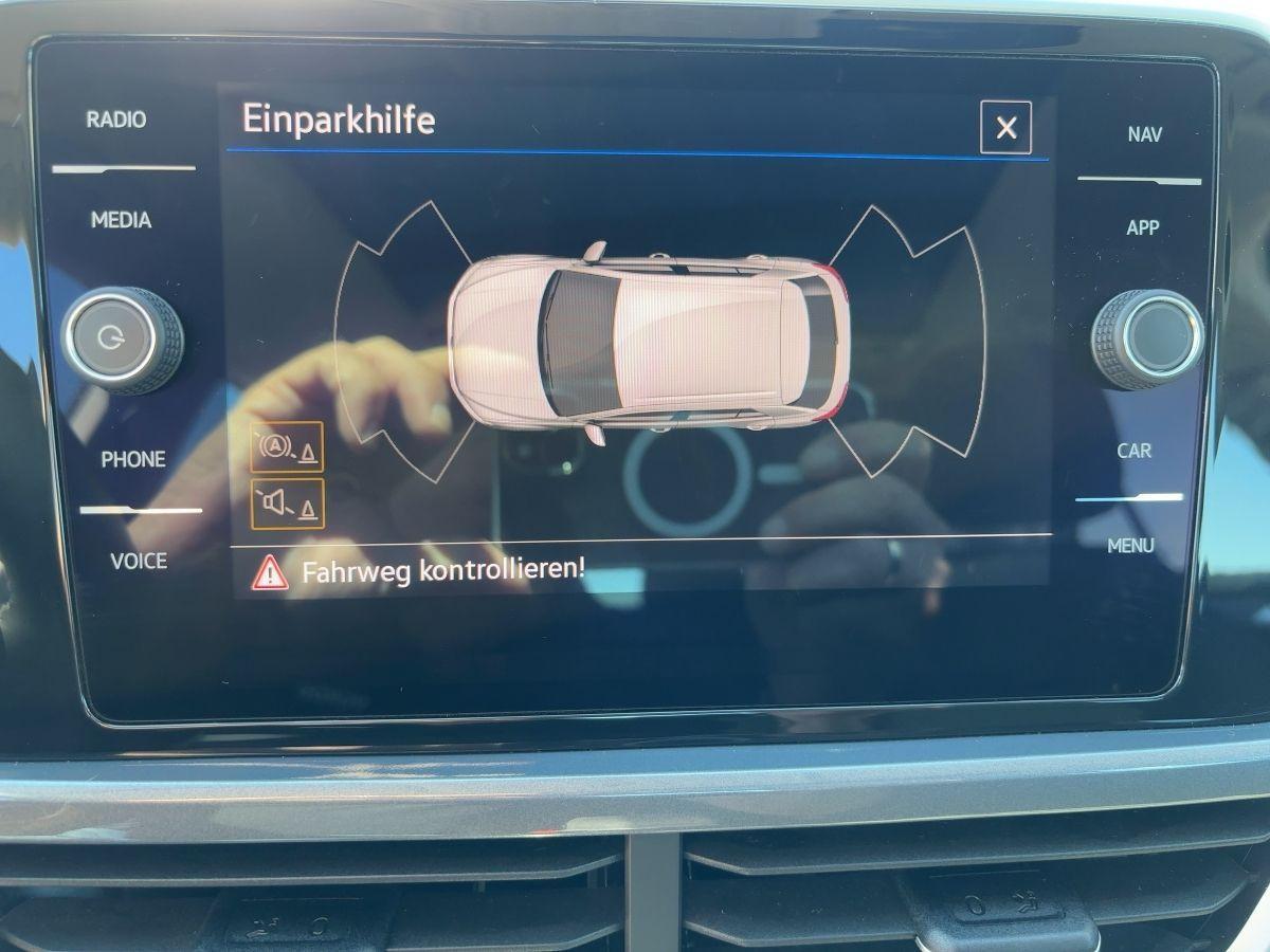 Volkswagen T-Roc 2.0 TDI Style AHZV LED Navi, миниатюра 7