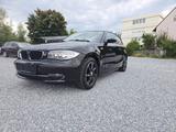 BMW 1er e81 e87 116i 120i - BMW: E87