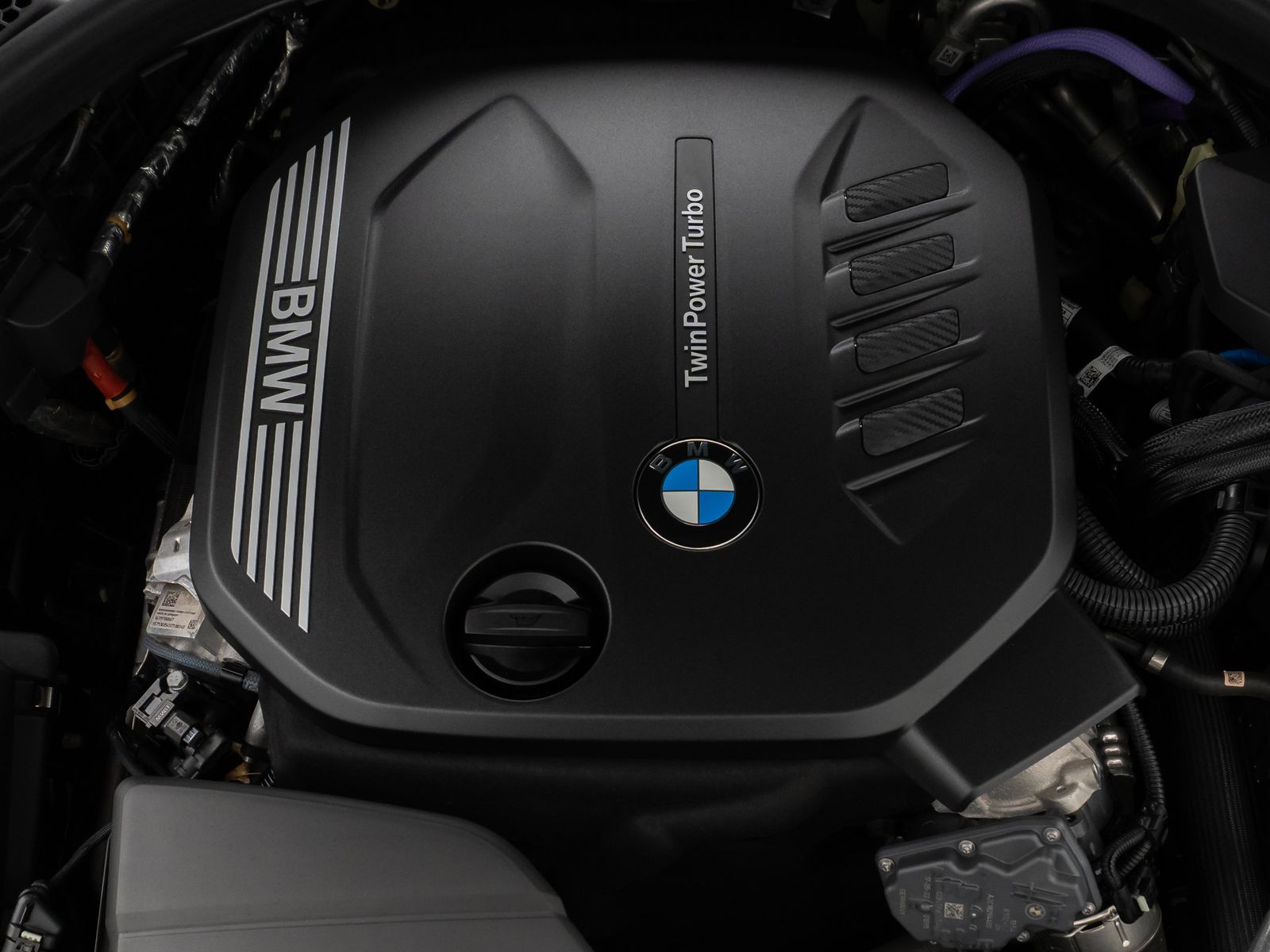 Fahrzeugabbildung BMW 320d  Kamera DAB HiFi DrivAssist Alarm LED Sport