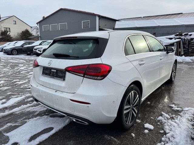 Mercedes-Benz A 250 - Bild 3