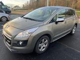 Peugeot 3008 Hybrid4 CO2 optimiert - Peugeot 3008 Hybrid (Diesel/Elektro)